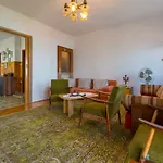 Ivka Apartamento *